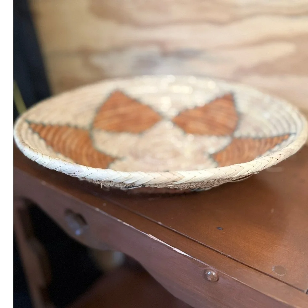 Vintage Hand Coiled Southwestern Basket‎ Tray Native American Style Geometric
